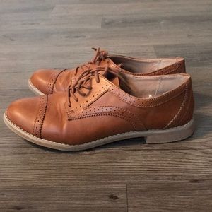 Oxford Style shoes